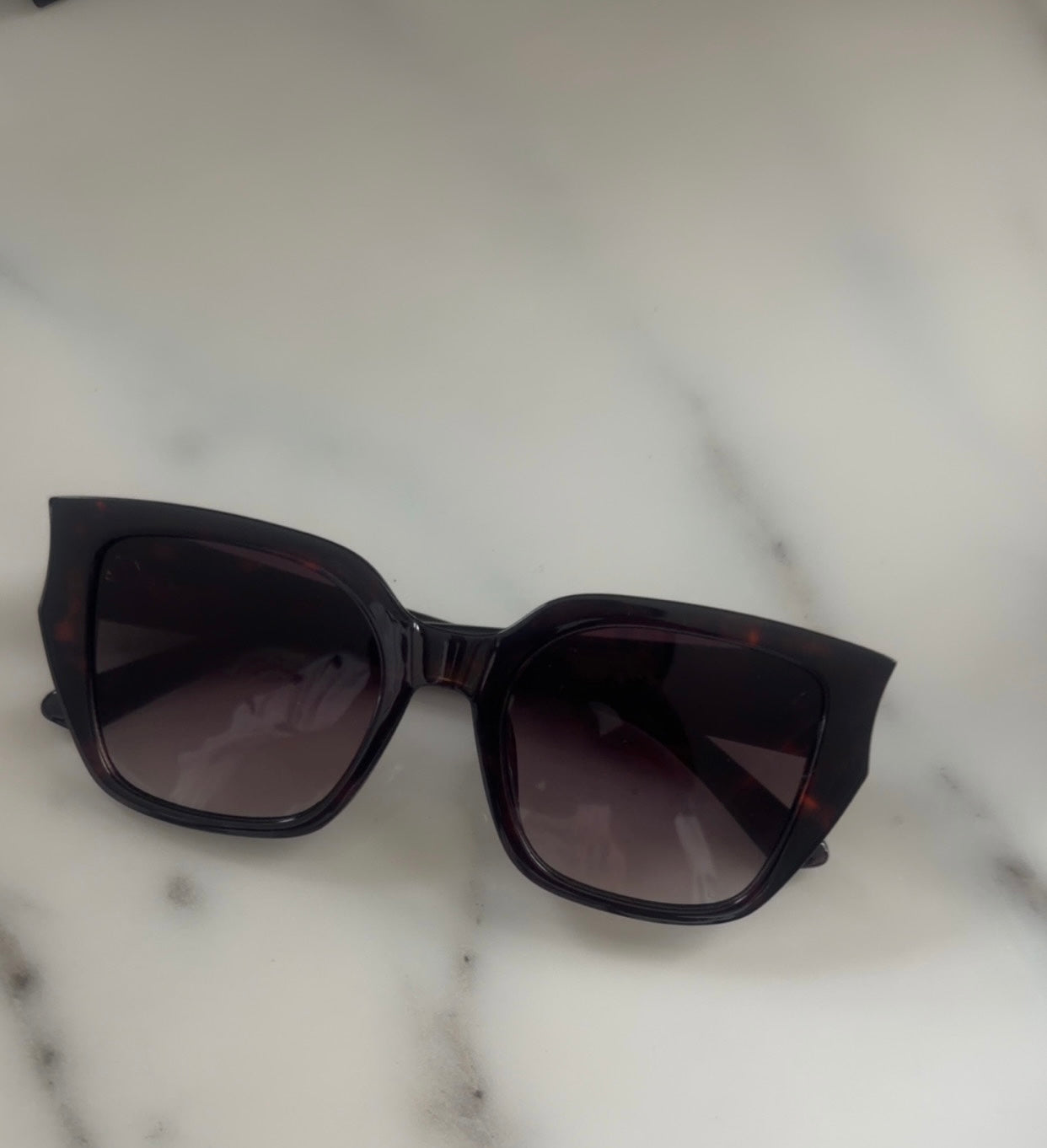 Luxury Square Sunglasses –Black & Brown 🖤🤎