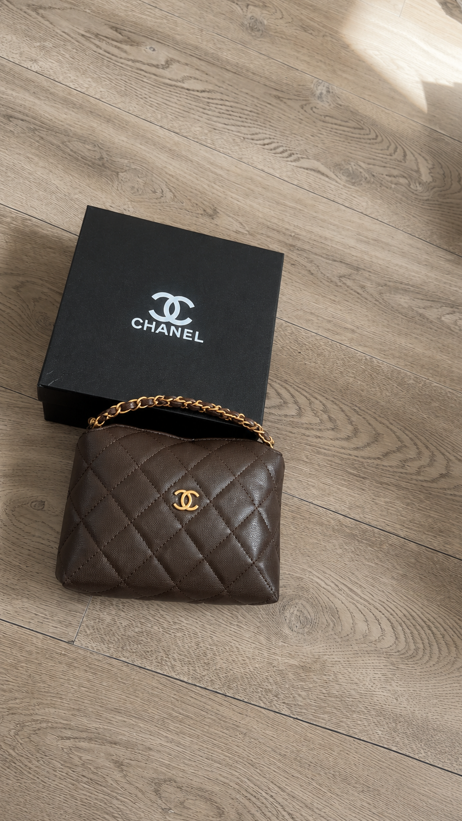 Elegant Quilted Top Handle Bag