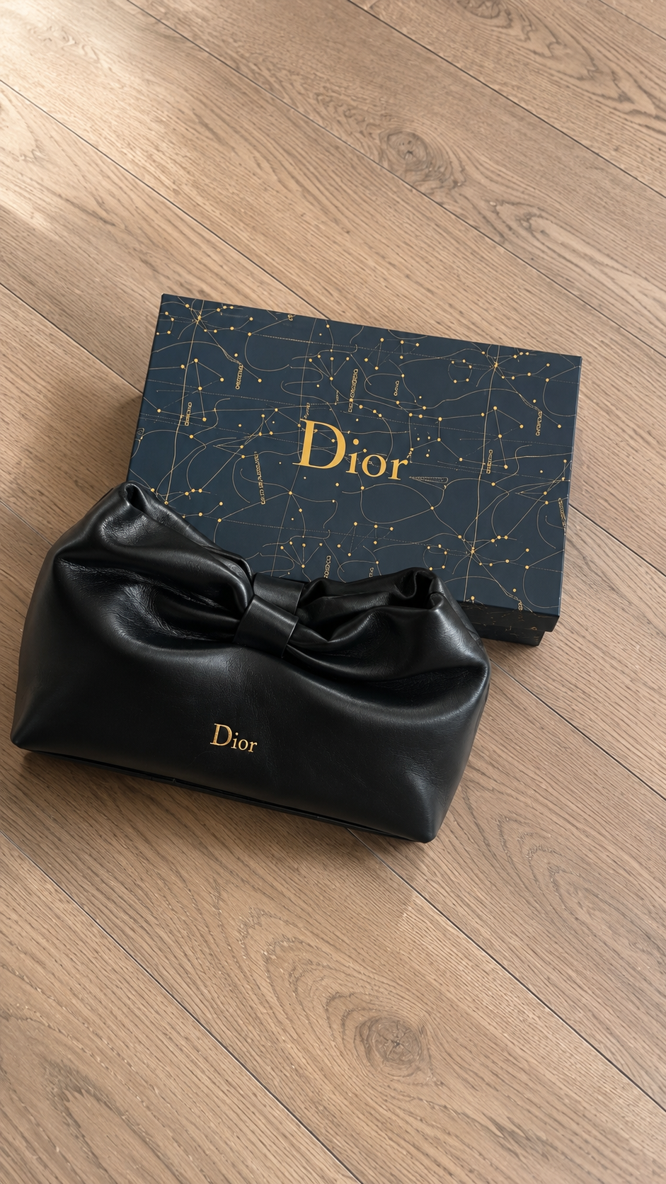 Elegant Bow Handbag