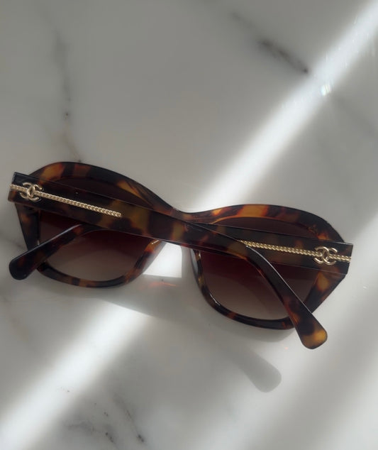 Timeless Tortoise Sunglasses