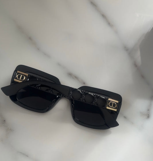 Luxury Black Designer Sunglasses 🖤